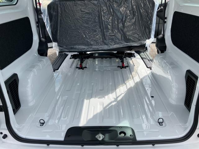 NISSAN NV200 VANETTE VAN VX