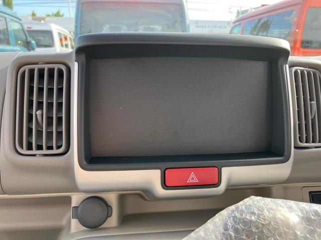 エブリイワゴン ＰＺターボスペシャル　４ＷＤ　両側電動スライドドア　クリアランスソナー　レーンアシスト　衝突被害軽減システム　ＬＥＤヘッドランプ　スマートキー　アイドリングストップ　電動格納ミラー　シートヒーター　ベンチシート　ＣＶＴ（9枚目）