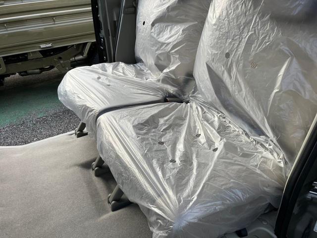 エブリイワゴン ＰＺターボスペシャル　４ＷＤ　両側電動スライドドア　クリアランスソナー　衝突被害軽減システム　ＬＥＤヘッドランプ　スマートキー　アイドリングストップ　電動格納ミラー　シートヒーター　ベンチシート　ＣＶＴ　盗難防止システム（16枚目）