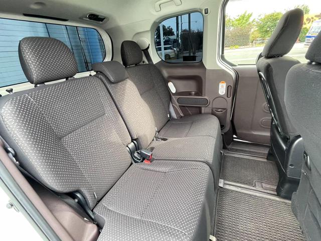 �V�[�g�̓w�^���������Y��ȏ�Ԃł��B