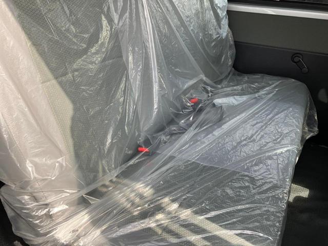 グランマックスカーゴ ＧＬ　クリアランスソナー　衝突被害軽減システム　両側スライドドア　キーレスエントリー　アイドリングストップ　ＡＴ　ＥＳＣ　エアコン　パワーウィンドウ　運転席エアバッグ　助手席エアバッグ（16枚目）