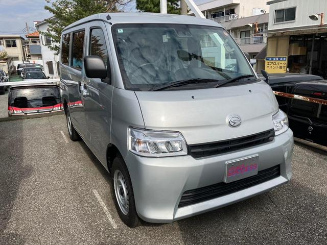 グランマックスカーゴ ＧＬ　クリアランスソナー　衝突被害軽減システム　両側スライドドア　キーレスエントリー　アイドリングストップ　ＡＴ　ＥＳＣ　エアコン　パワーウィンドウ　運転席エアバッグ　助手席エアバッグ（17枚目）