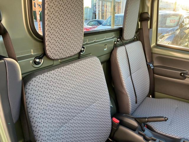 キャリイトラック ＫＣエアコン・パワステ　４ＷＤ　ＡＴ　衝突被害軽減システム　クリアランスソナー　レーンアシスト　アイドリングストップ　オートライト　ＥＳＣ　エアコン　パワーステアリング　パワーウィンドウ　運転席エアバッグ（19枚目）