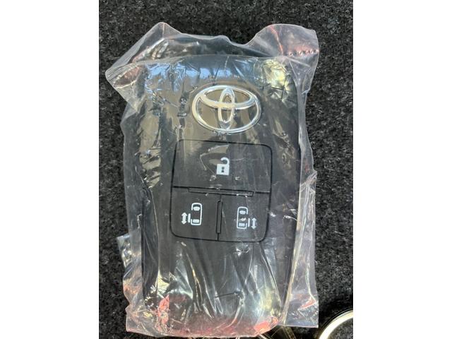 ルーミー カスタムＧ－Ｔ　全周囲カメラ　両側電動スライドドア　クリアランスソナー　オートクルーズコントロール　衝突被害軽減システム　アルミホイール　ＬＥＤヘッドランプ　スマートキー　アイドリングストップ　電動格納ミラー（27枚目）