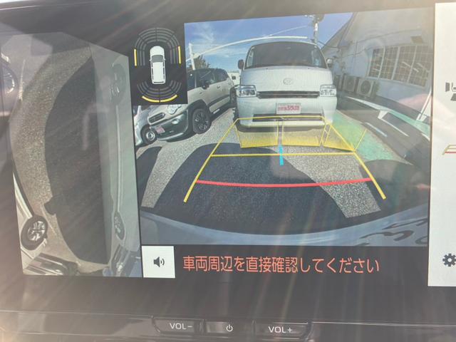 カローラクロス ハイブリッド　Ｚ　バックカメラ　サイドカメラ　クリアランスソナー　オートクルーズコントロール　レーンアシスト　パークアシスト　衝突被害軽減システム　オートマチックハイビーム　オートライト　ＬＥＤヘッドランプ（17枚目）