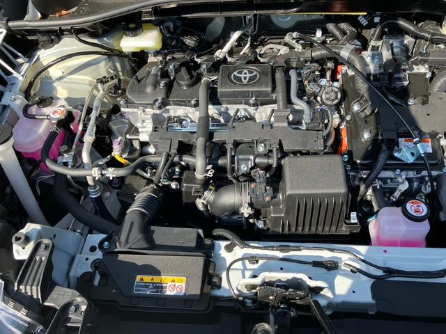 カローラクロス ハイブリッド　Ｚ　バックカメラ　サイドカメラ　クリアランスソナー　オートクルーズコントロール　レーンアシスト　パークアシスト　衝突被害軽減システム　オートマチックハイビーム　オートライト　ＬＥＤヘッドランプ（22枚目）