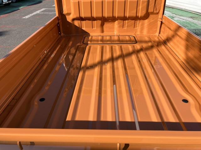 キャリイトラック ＫＣエアコン・パワステ　禁煙　パワーウィンドー　助手席エアバック　ＡＣ　運転席エアバック　パートタイム４ＷＤ　パワステ　横滑防止　キーレスキー　ＡＢＳ　踏み間違い防止　Ｉストップ（10枚目）