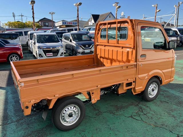 キャリイトラック ＫＣエアコン・パワステ　禁煙　パワーウィンドー　助手席エアバック　ＡＣ　運転席エアバック　パートタイム４ＷＤ　パワステ　横滑防止　キーレスキー　ＡＢＳ　踏み間違い防止　Ｉストップ（11枚目）