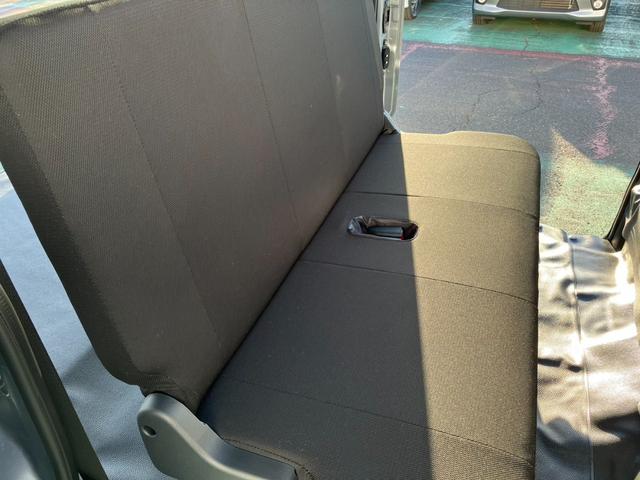 ハイゼットカーゴ ＤＸ　踏み間違い防止　Ｗエアバック　キーフリーシステム　エコアイドル　禁煙　前席パワーウィンドウ　切替４ＷＤ　両側スライドドア　エアコン　運転席エアバッグ　パワーステアリング　ＡＢＳ　コーナーセンサ　ＶＤＣ（24枚目）