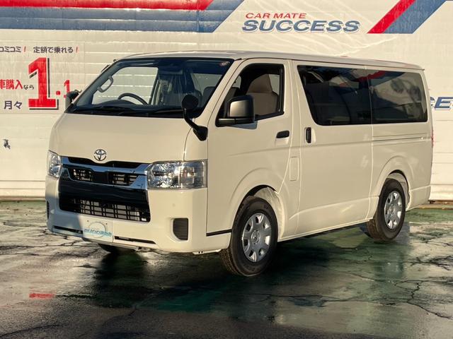 ハイエースバン DX GLパッケージ 車線逸脱警報 電動格納ドアミラー 禁煙車 両側スライドドア バックモニター 横滑り防止装置 キーレスエントリー エアコン パワステ フロントパワーウインドウ エアバック セキュリティー ABS(12枚目)