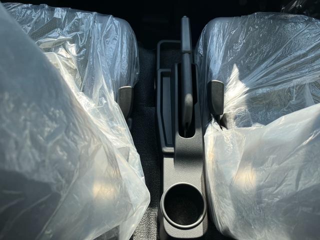 グランマックスカーゴ ＧＬ　エアコン　エアバッグ　パワーウィンドウ　パワーステアリング　ＡＢＳ　横滑り防止装置　キーレス　４ＷＤ　アイスト　ソナー　衝突軽減　ＬＥＤ（19枚目）