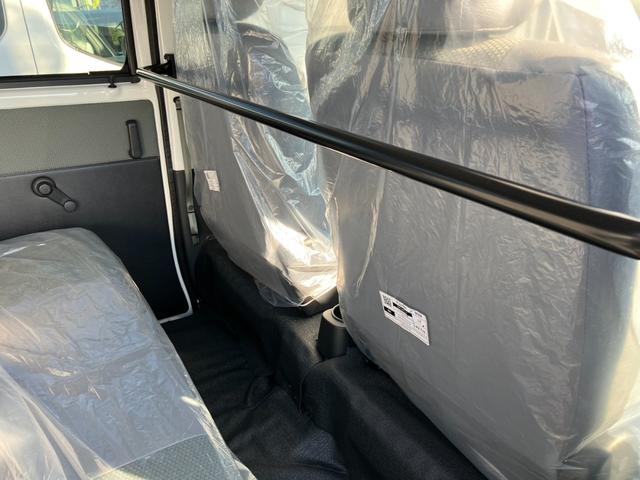 グランマックスカーゴ GL エアコン エアバッグ パワーウィンドウ パワーステアリング ABS 横滑り防止装置 キーレス 4WD アイスト ソナー 盗難防止 衝突軽減 LED(29枚目)