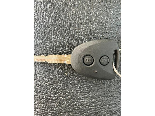 グランマックスカーゴ ＧＬ　エアコン　エアバッグ　パワーウィンドウ　パワーステアリング　ＡＢＳ　横滑り防止装置　キーレス　４ＷＤ　アイスト　ソナー　盗難防止　衝突軽減（19枚目）