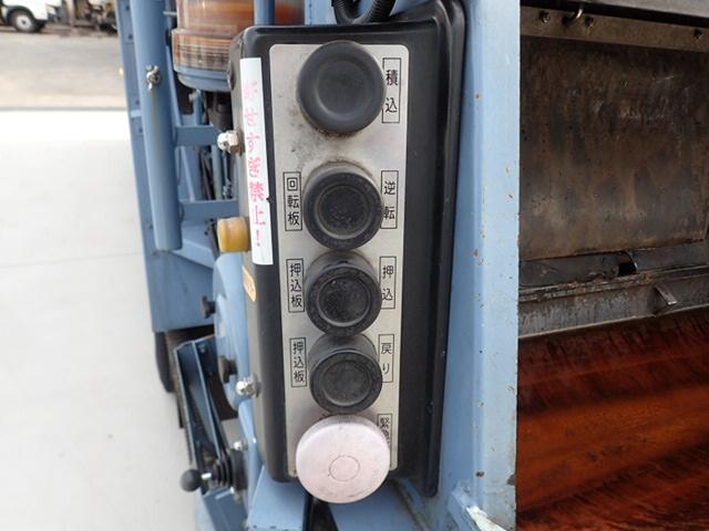 巻込みパッカー 6.5立米 積載2.9t(6枚目)