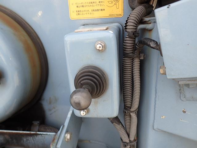 巻込みパッカー 6.5立米 積載2.9t(10枚目)