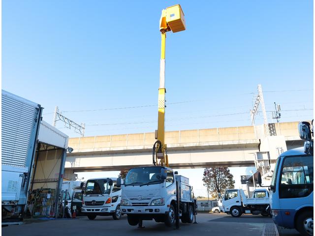 デュトロ 高所作業車　４ＷＤ　アイチ　９．９ｍ　電工仕様　高所作業車　４ＷＤ　アイチ　作業高９．９ｍ　電工仕様　ＦＲＰバケット２００ｋｇ　第２ブームアルミ巻き　第３ブームＦＲＰ巻き　工具箱左右２段（15枚目）