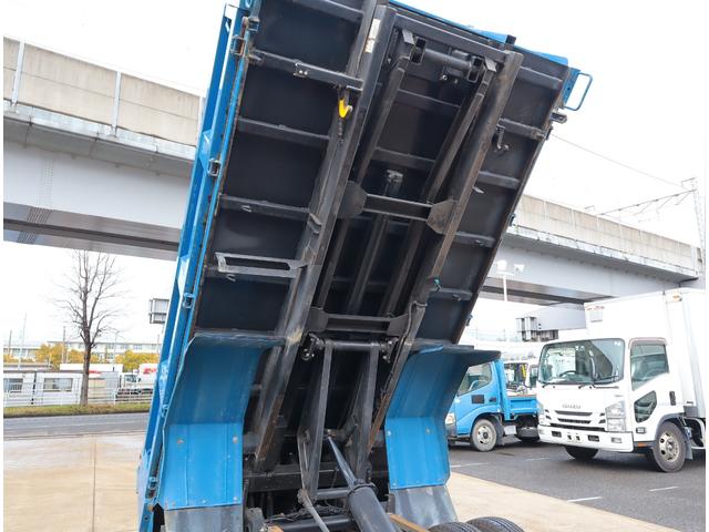 日野 デュトロ