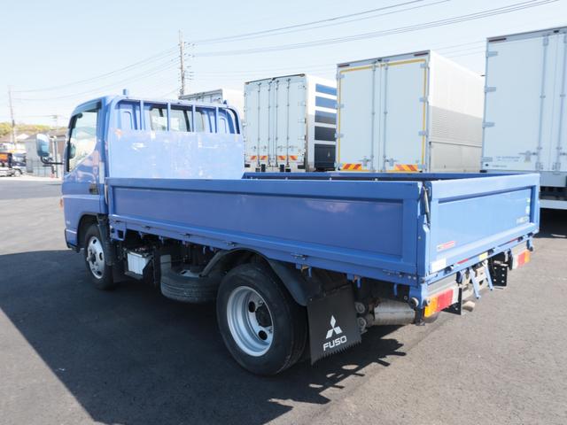 キャンター 木平　全低床　積載２ｔ　車両総重量５ｔ未満　走行５千ｋｍ　パブコ　３方開　鳥居２／３鉄板貼り　床鉄板貼り　キーレス　車両安定制御システム　１５０馬力　積載３ｔ　車両総重量５ｔ未満　ターボ有り　取扱説明書有り（6枚目）