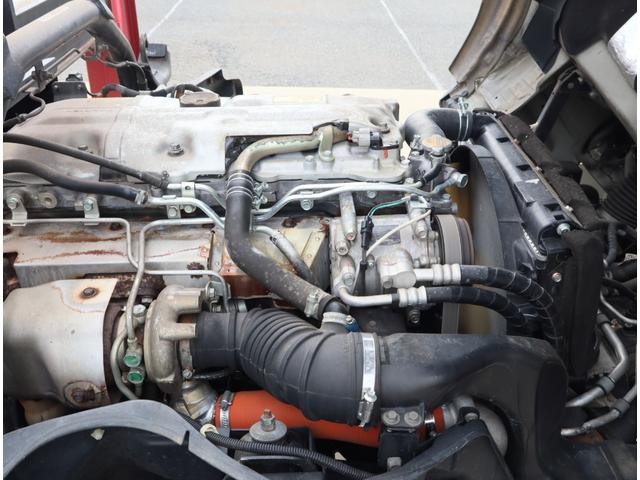 キャンター 高所作業車　アイチ　２２．１ｍ　バケット２００ｋｇ　アイチ　ＳＫ２２Ａ　作業高２２．１ｍ　バケット２００ｋｇ　１５０馬力　インパネ５速　ＩＣターボ有　ＥＴＣ　スペアキー有　坂道発進補助付　ハロゲンライト（32枚目）