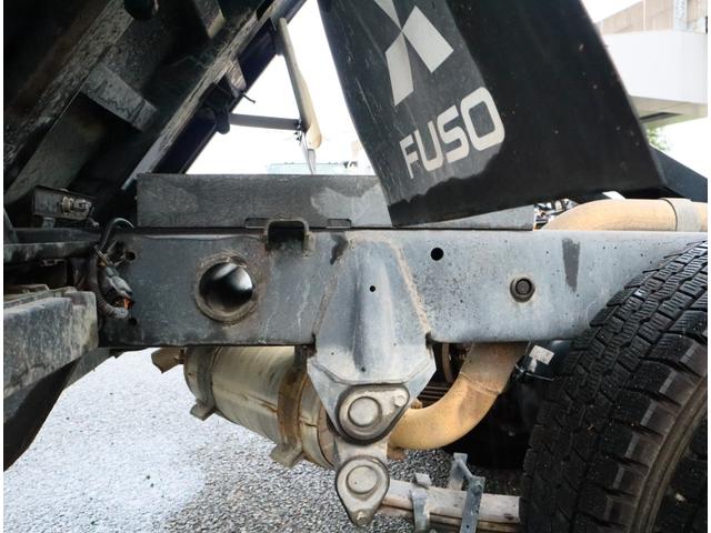 キャンター 強化ダンプ 全低床 3t4ナンバー 全低床 極東開発 DD02-31 3方開 手動コボレーン フロントプロテクターアングル補強2本 ロックピン付 3t4ナンバー 150馬力 ETC キーレス 車線逸脱警報装置付(15枚目)