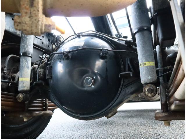 キャンター 強化ダンプ 全低床 3t4ナンバー 全低床 極東開発 DD02-31 3方開 手動コボレーン フロントプロテクターアングル補強2本 ロックピン付 3t4ナンバー 150馬力 ETC キーレス 車線逸脱警報装置付(17枚目)