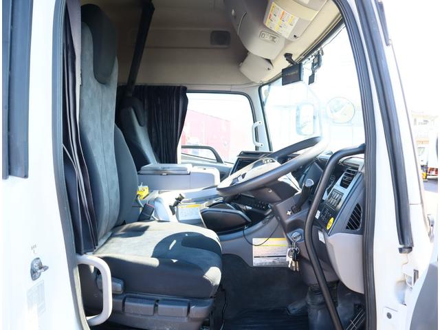 クオン アームロール ハイルーフ 2デフ 積載11.7t GVW25t エスコット 新明和 CCA1414-30 ツインホイスト キャブバックステップ 8.5mモード切替付 リアローラージャッキ タコグラフ 取説、記録簿有(21枚目)