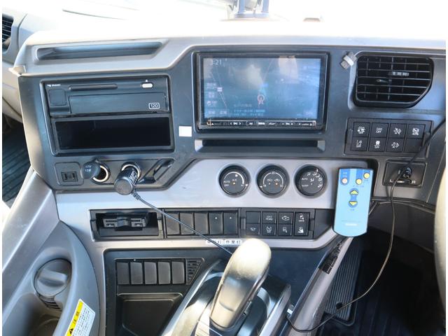 クオン アームロール ハイルーフ 2デフ 積載11.7t GVW25t エスコット 新明和 CCA1414-30 ツインホイスト キャブバックステップ 8.5mモード切替付 リアローラージャッキ タコグラフ 取説、記録簿有(25枚目)