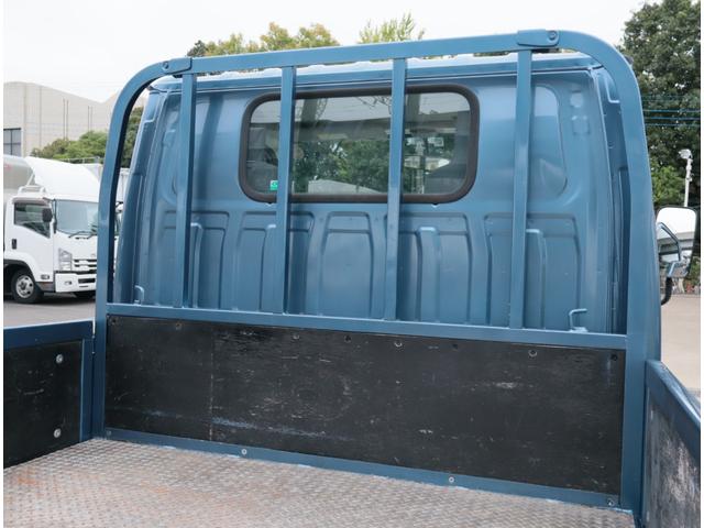タイタントラック フルワイドロー 垂直ゲート 積載1.55t AT車 3方開 床縞鉄板貼り 車両総重量5t未満 150馬力 ETC付 ラジオ付 スムーサーEX(14枚目)
