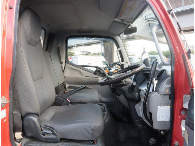 キャンター 強化ダンプ 全低床 3t4ナンバー 極東開発 DD02-31 3方開 ロックピン付 150馬力 インパネ5速 ICターボ ETC キーレス カラーバックカメラ Bluetooth付ラジオ メッキパーツ(19枚目)