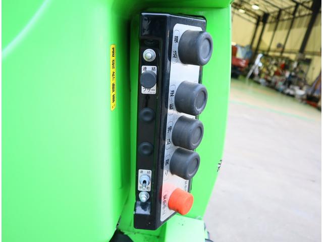 デュトロ 巻込み式　５．１立米　汚水タンク　積載２ｔ　ＡＴ車　パッカー　新明和　ＧＲ０５２－１４３５　連続スイッチ　フロアＡＴ　取扱説明書有り　ＩＣターボ有　１５０馬力　ＥＴＣ　アイドリングストップ　Ｂｌｕｅｔｏｏｔｈ付ラジオ（8枚目）