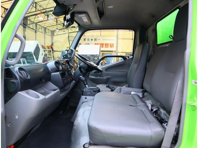 デュトロ 巻込み式　５．１立米　汚水タンク　積載２ｔ　ＡＴ車　パッカー　新明和　ＧＲ０５２－１４３５　連続スイッチ　フロアＡＴ　取扱説明書有り　ＩＣターボ有　１５０馬力　ＥＴＣ　アイドリングストップ　Ｂｌｕｅｔｏｏｔｈ付ラジオ（37枚目）