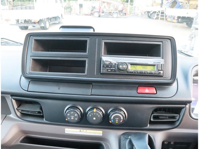 キャンター ２．９ｔ吊６段クレーン　ラジコン付　アルミ平　走行１千ｋｍ　全低床　ワイド超ロング　ユニック　フックイン　ラジコン　リアアウトリガー　アルミブロック　パブコ　３方開　横根太木製　液晶メーターパネル　積載３ｔ　走行１千ｋｍ　車検有　カラーバックカメラ（32枚目）