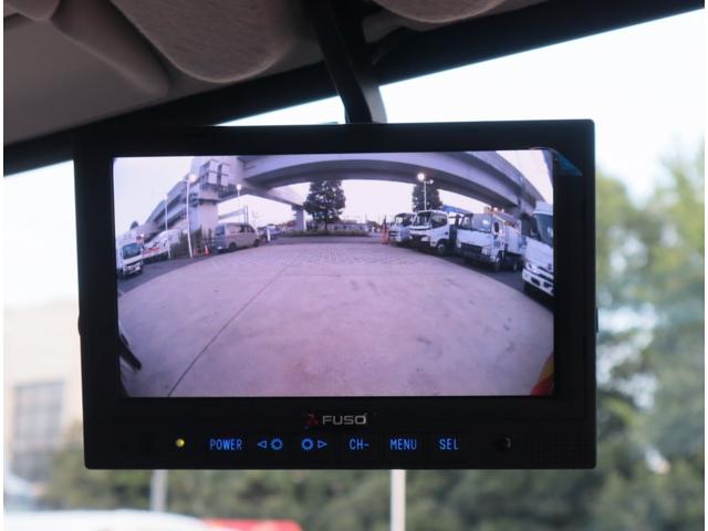 キャンター ２．９ｔ吊６段クレーン　ラジコン付　アルミ平　走行１千ｋｍ　全低床　ワイド超ロング　ユニック　フックイン　ラジコン　リアアウトリガー　アルミブロック　パブコ　３方開　横根太木製　液晶メーターパネル　積載３ｔ　走行１千ｋｍ　車検有　カラーバックカメラ（33枚目）