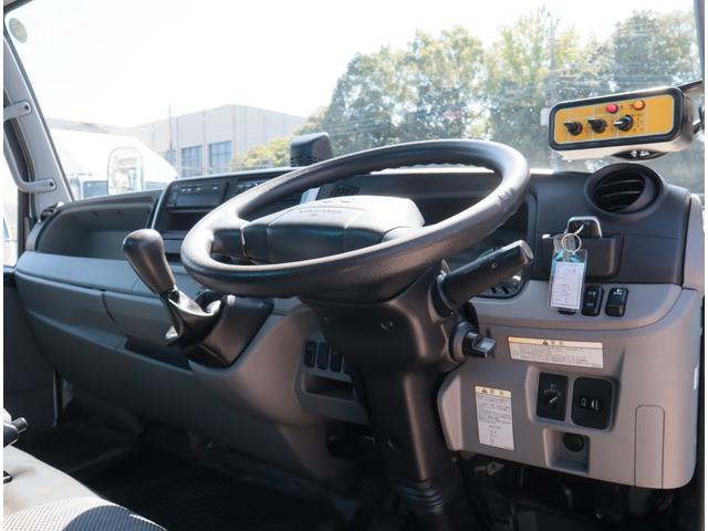 キャンター ワイドセミロング 巻込みパッカー 6.8立米 連続スイッチ ワイドセミロング 巻込み式 モリタ KA768D 6.8立米 連続スイッチ 車検有 175馬力 インパネ5速 カラーバックカメラ キーレス スペアキー有 Bluetooth付ラジオ(27枚目)