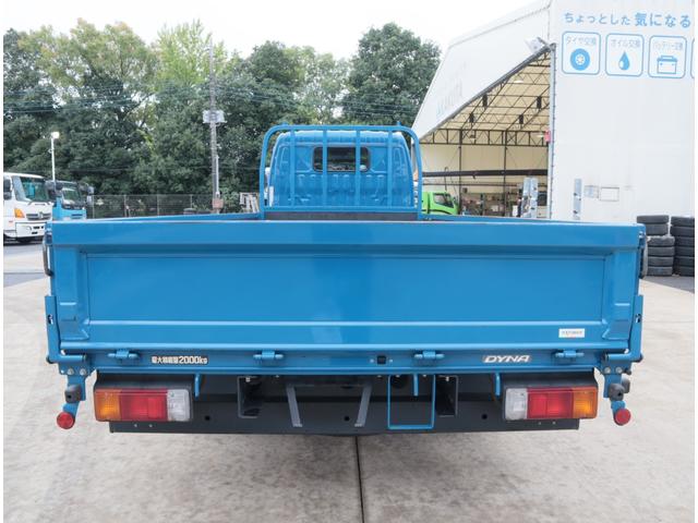 ダイナトラック 標準ロング　積載２ｔ　車両総重量５ｔ未満　ＡＴ車　ジャストロー　３方開　精工ラック　保証書有　取扱説明書有　衝突被害軽減ブレーキ　カラーバックカメラ　ＥＴＣ　キーレス　ＩＣターボ（5枚目）