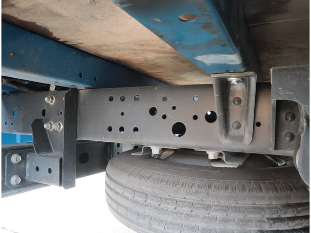 ダイナトラック 標準ロング　積載２ｔ　車両総重量５ｔ未満　ＡＴ車　ジャストロー　３方開　精工ラック　保証書有　取扱説明書有　衝突被害軽減ブレーキ　カラーバックカメラ　ＥＴＣ　キーレス　ＩＣターボ（12枚目）