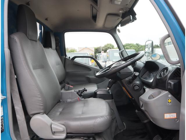 ダイナトラック 標準ロング　積載２ｔ　車両総重量５ｔ未満　ＡＴ車　ジャストロー　３方開　精工ラック　保証書有　取扱説明書有　衝突被害軽減ブレーキ　カラーバックカメラ　ＥＴＣ　キーレス　ＩＣターボ（16枚目）