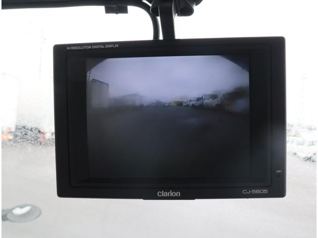 エルフトラック 木平　フルフラットロー　パワーゲート　車両総重量５ｔ未満　積載２ｔ　３方開　アオリ上パイプ欄干付　極東開発　アーム式パワーゲート　鉄　６００ｋｇ　取扱説明書有　カラーバックカメラ　坂道発進補助（23枚目）