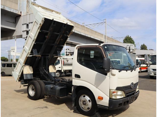 デュトロ 強化ダンプ　全低床　３ｔ４ナンバー　極東開発　ＤＤ０２－３１　３方開　手動コボレーン　ロックピン付　１３６馬力　フロア５速　取扱説明書有　ＩＣターボ（3枚目）