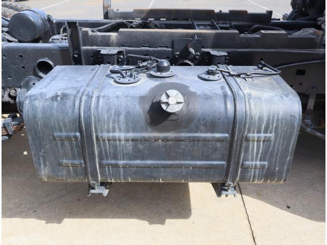 デュトロ 強化ダンプ　全低床　３ｔ４ナンバー　極東開発　ＤＤ０２－３１　３方開　手動コボレーン　ロックピン付　１３６馬力　フロア５速　取扱説明書有　ＩＣターボ（22枚目）