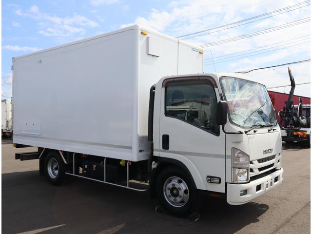 エルフトラック 保冷バン　ワイドロング　サイドドア　オートフロア　ＡＴ車　フルフラットロー　矢野特殊　スライドサイドドア　リア３枚観音　床オートフロア　ナカオ工業　Ｎ－２－１－１Ｃ　　断熱：リア７５ｍｍ　それ以外全て５０ｍｍ　前後換気口　ステンレスパーツ有　積載３．７ｔ（3枚目）