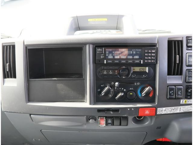 エルフトラック 保冷バン　ワイドロング　サイドドア　オートフロア　ＡＴ車　フルフラットロー　矢野特殊　スライドサイドドア　リア３枚観音　床オートフロア　ナカオ工業　Ｎ－２－１－１Ｃ　　断熱：リア７５ｍｍ　それ以外全て５０ｍｍ　前後換気口　ステンレスパーツ有　積載３．７ｔ（28枚目）