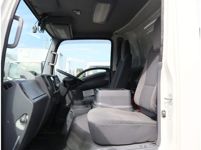 エルフトラック 保冷バン　ワイドロング　サイドドア　オートフロア　ＡＴ車　フルフラットロー　矢野特殊　スライドサイドドア　リア３枚観音　床オートフロア　ナカオ工業　Ｎ－２－１－１Ｃ　　断熱：リア７５ｍｍ　それ以外全て５０ｍｍ　前後換気口　ステンレスパーツ有　積載３．７ｔ（32枚目）