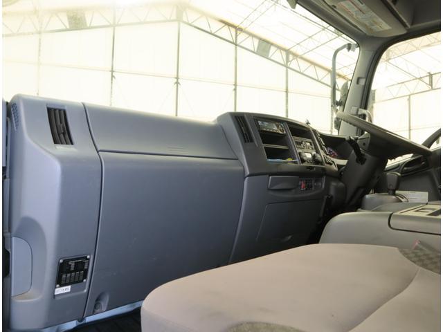 フォワード アルミバン ゲート蓋 荷台長5,750 AT車 フルゲートリフター オートターン式 アルミ 1t 210馬力 バックカメラ付 ETC付 ラジオ有り 取扱説明書有り デジタルタコグラフ有り スムーサーFX セミオートマ車 積載3.25t(28枚目)