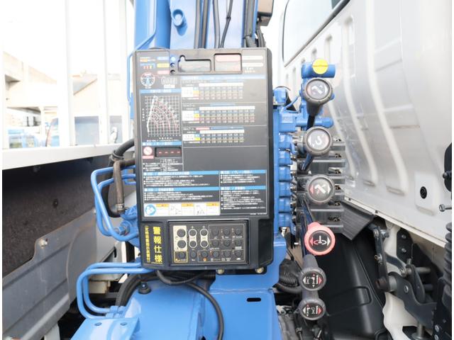 ダイナトラック 2.9t吊4段クレーン 木平 高床 ワイドロング 積載3t 走行23千km タダノ ZX294HSA フックイン ラジコン 警報仕様(定格荷重指示装置付) 3方開 床鉄板貼り 精工ラック 6MT 車検付 電動パーキングブレーキ 社外ナビ(17枚目)