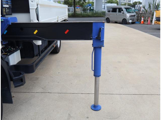 ダイナトラック 2.9t吊4段クレーン ワイドロング 積載3t 走行24千km タダノ ZX294HSA フックイン ラジコン 警報仕様(定格荷重指示装置付) 3方開 床鉄板貼り 保証書有 取扱説明書有 記録簿有 電動パーキングブレーキ(18枚目)