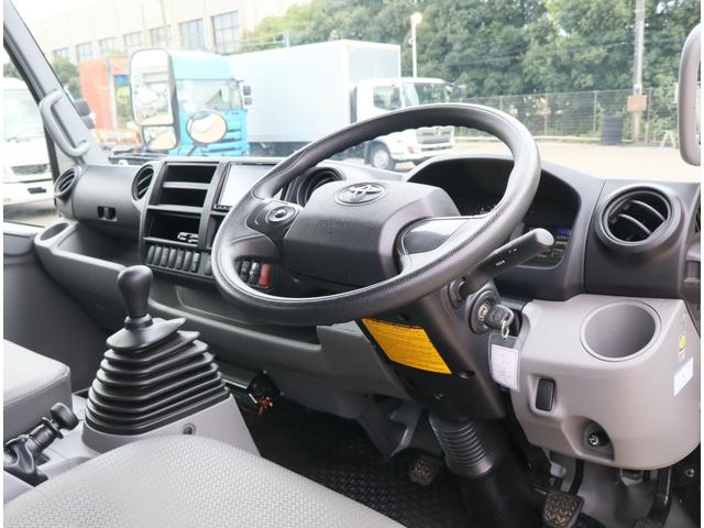 ダイナトラック 2.9t吊4段クレーン ワイドロング 積載3t 走行24千km タダノ ZX294HSA フックイン ラジコン 警報仕様(定格荷重指示装置付) 3方開 床鉄板貼り 保証書有 取扱説明書有 記録簿有 電動パーキングブレーキ(26枚目)