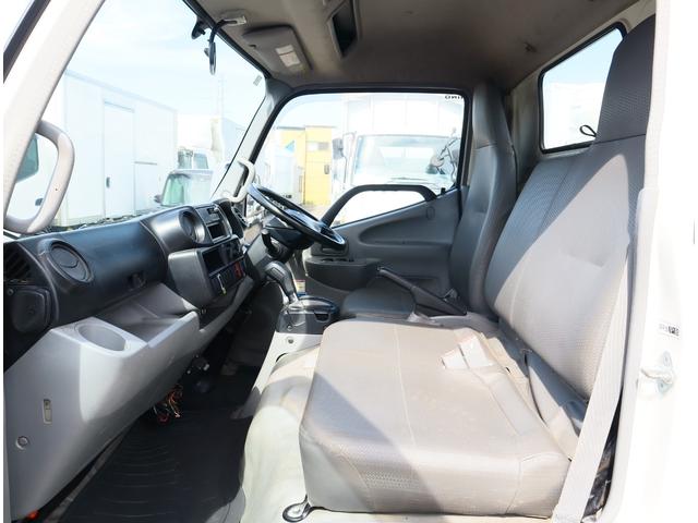 デュトロ 2.6t吊3段クレーン 木平 高床 ロング 平成25年12月タダノ ZE263MH フックイン ブーム、アウトリガー未格納警報装置付平成25年9月 トーヨーボデー 3方開 ロープ穴4対 精工ラック 鳥居下鉄板貼り 136馬力 積載2t FAT(32枚目)