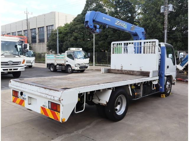 エルフトラック 3段セルフ ラジコン付 回送ボディー 造りボディー ロング フルフラットロー フックイン ハイジャッキ 丸カンフック2対 前スタンション穴1対 後床下フック1対 スロープハンガー フレーム後方リアステー アルミアオリ差し込み式 根太鉄製 鳥居前左右メッキ工具箱(4枚目)