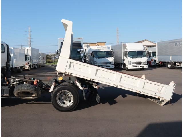 デュトロ セフティーローダーダンプ ワイドセミロング 積載3.7t スライドダンプ 3方開 ロックピン付 取扱説明書有り 180馬力 マニュアル6速 ETC付 ラジオ有り(8枚目)